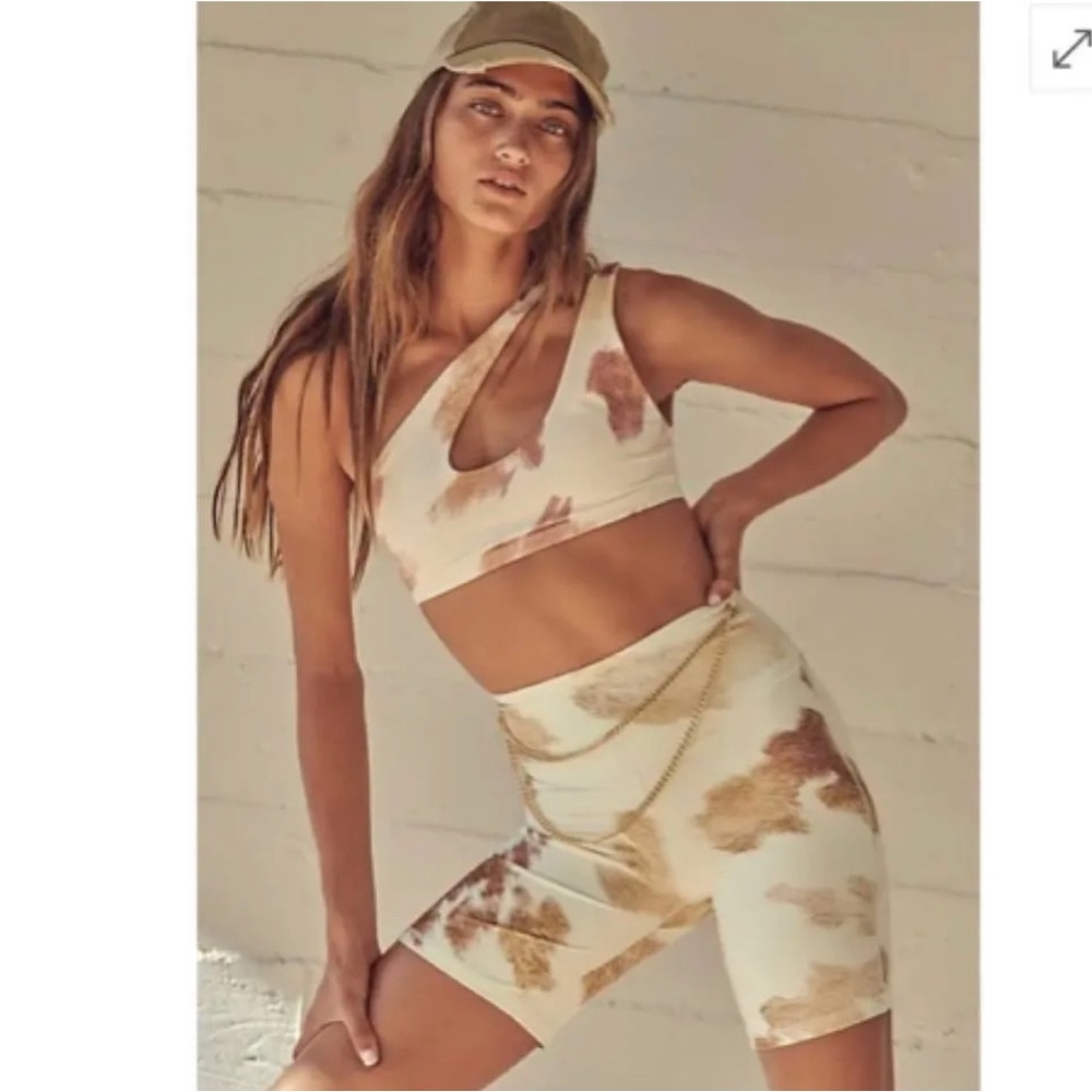 WeWoreWhat Set Cowhide Active